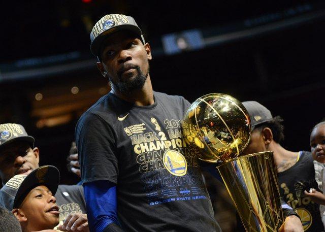 接套在哈登 接套在哈登