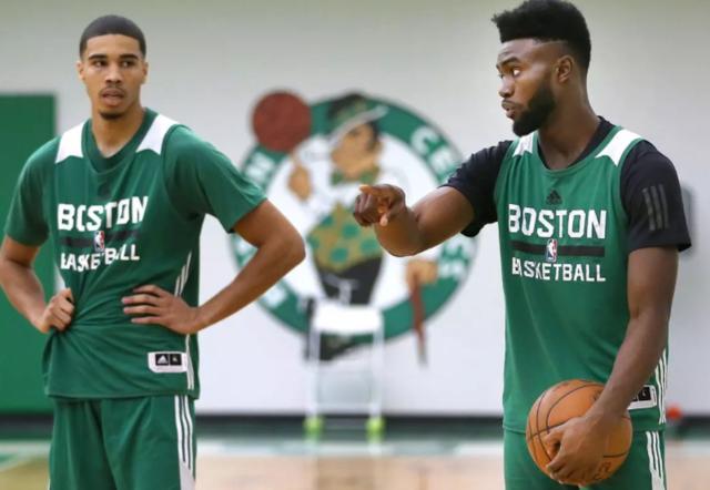 一则凸显联 一则凸显联